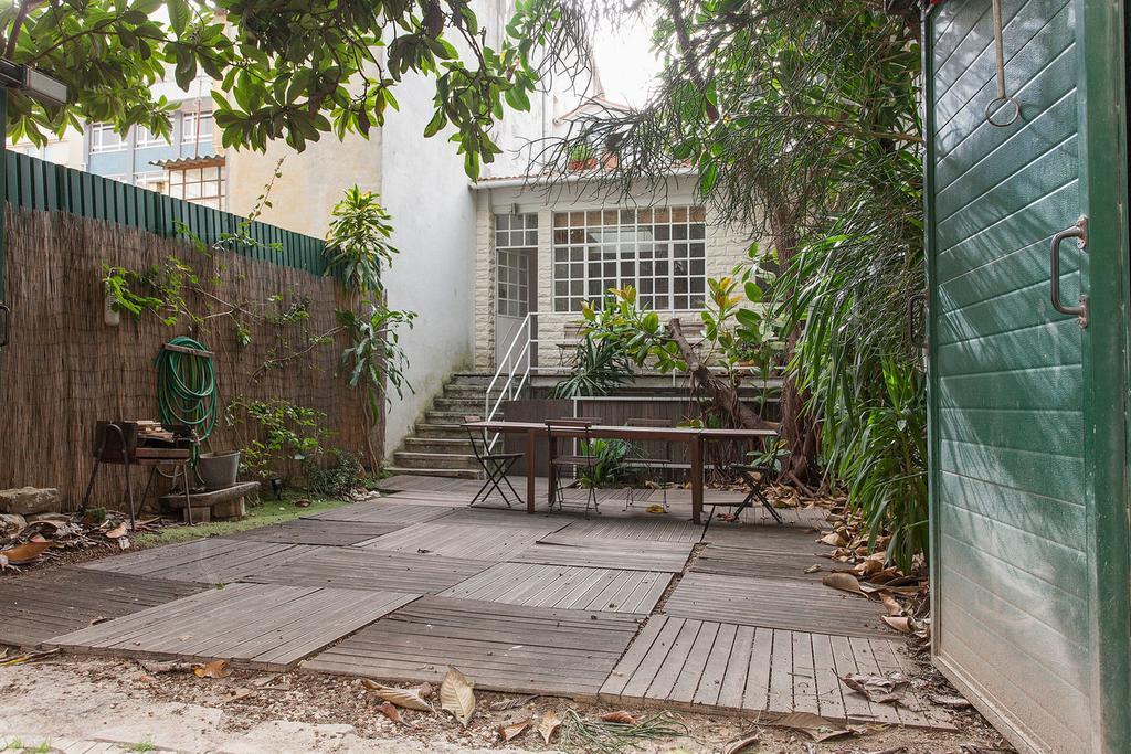Central, Charming, Quiet, Garden And Parking Lisbon Luaran gambar